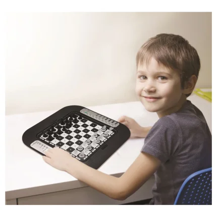 Elektronická šachová hra ChessMan FX